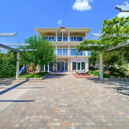 Apartment Royal *